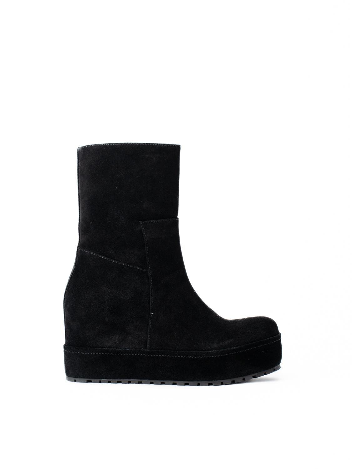 DISA TRACK SUEDE BLACK