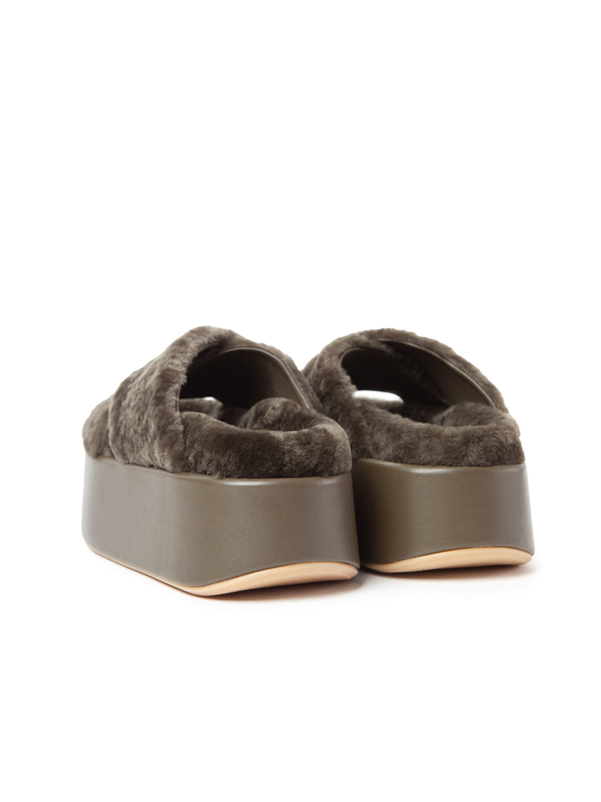 NELLY | MOUTON OLIVE