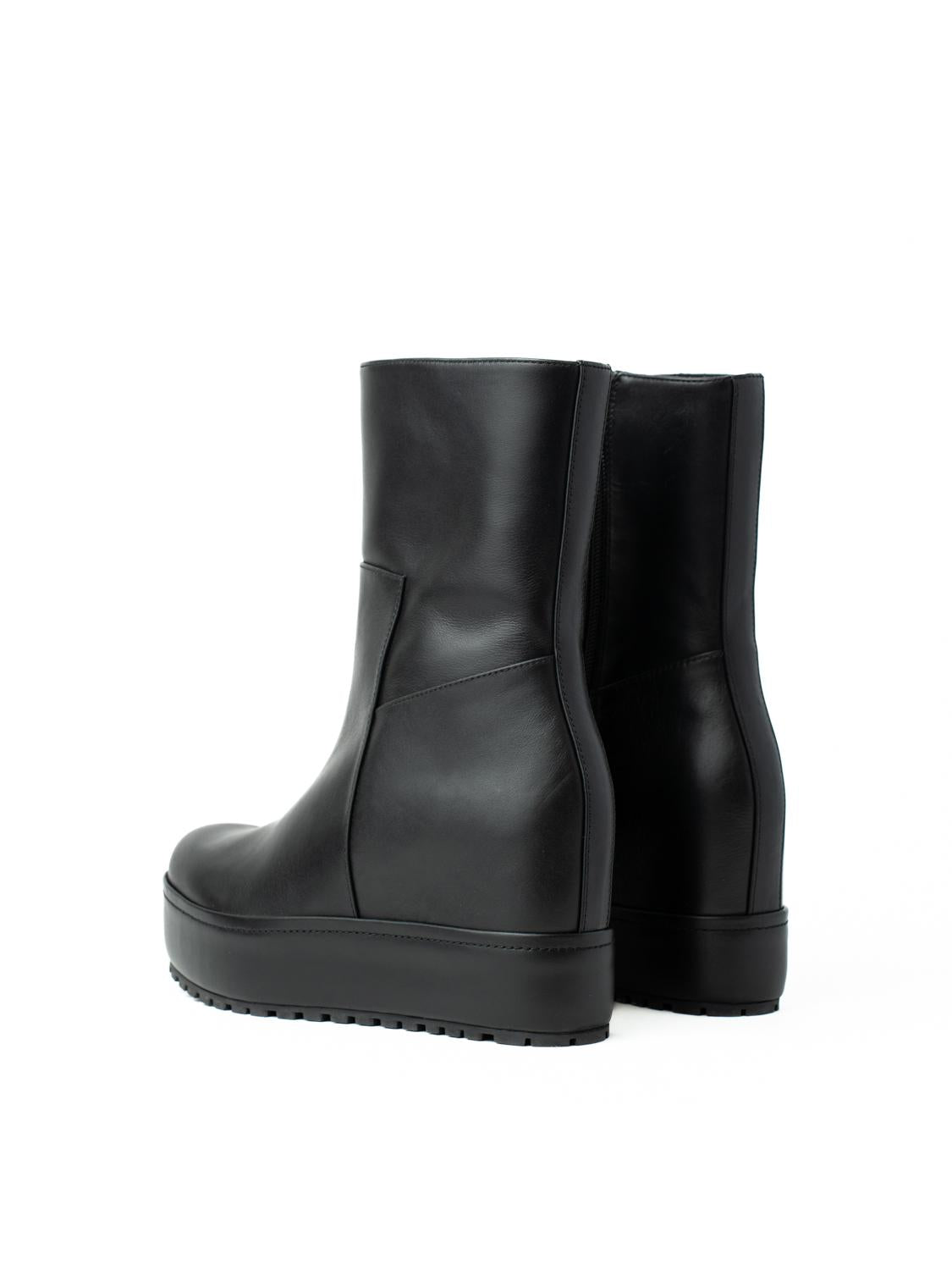 DISA TRACK NAPPA BLACK