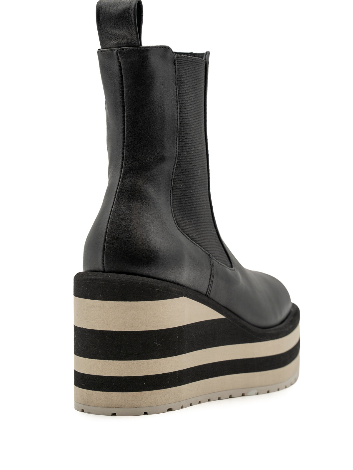 LIA NAPPA BLACK