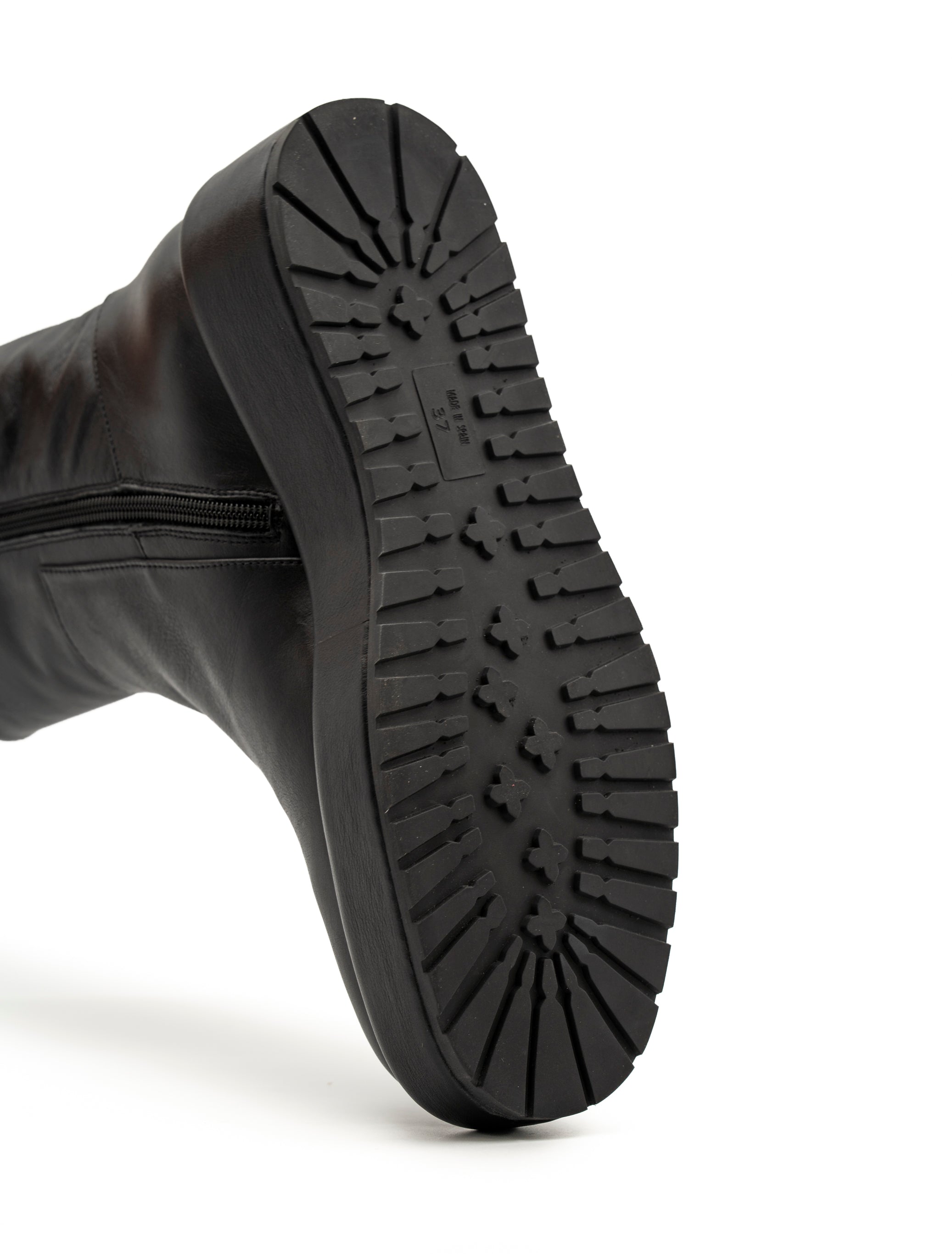 RENATA NAPPA BLACK