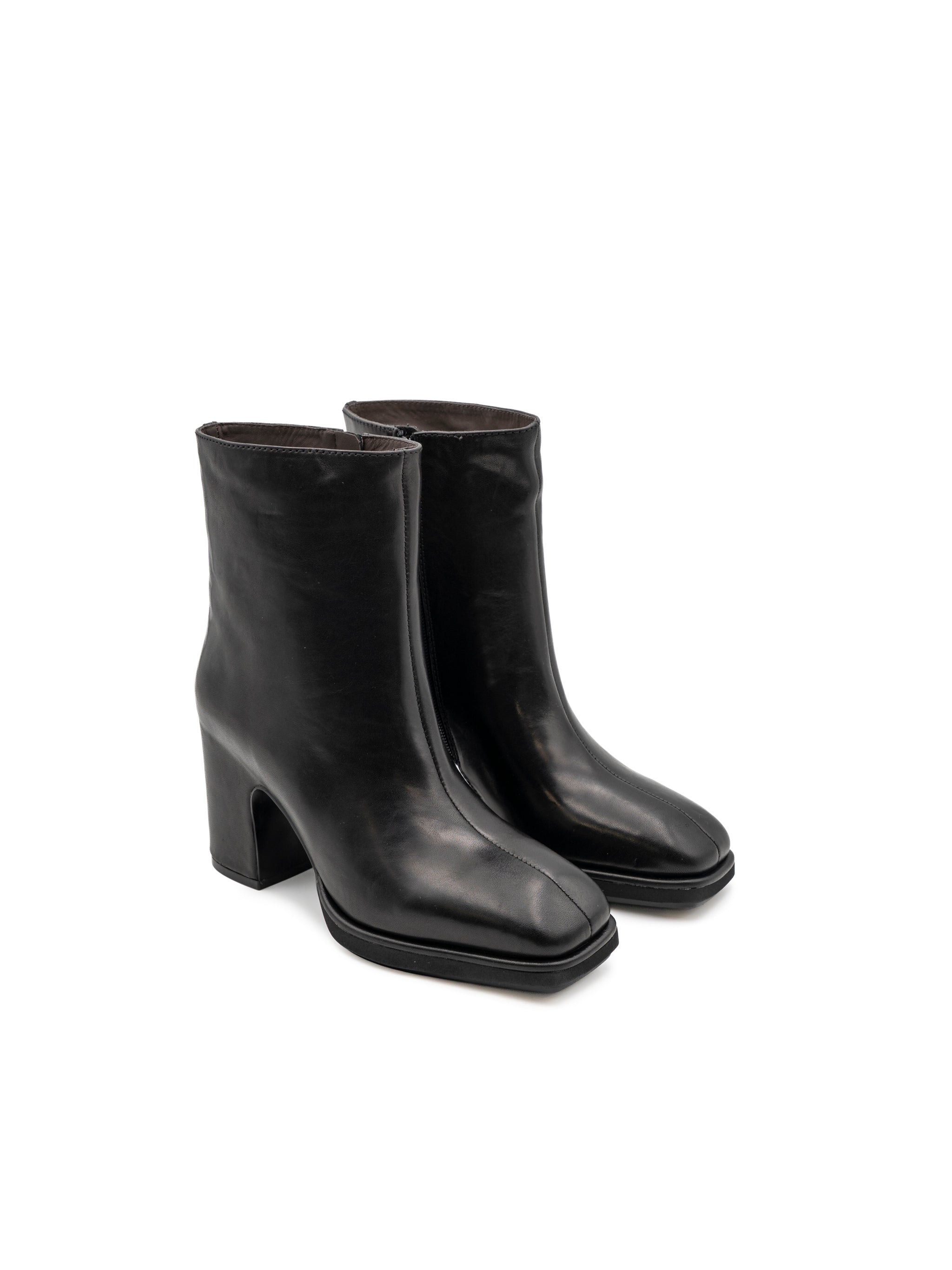 ARYA NAPPALUX BLACK