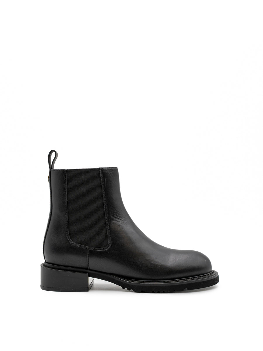 EMMA NAPPA BLACK