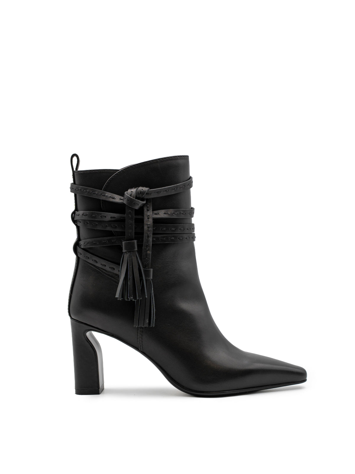MAGGIE NAPPA BLACK